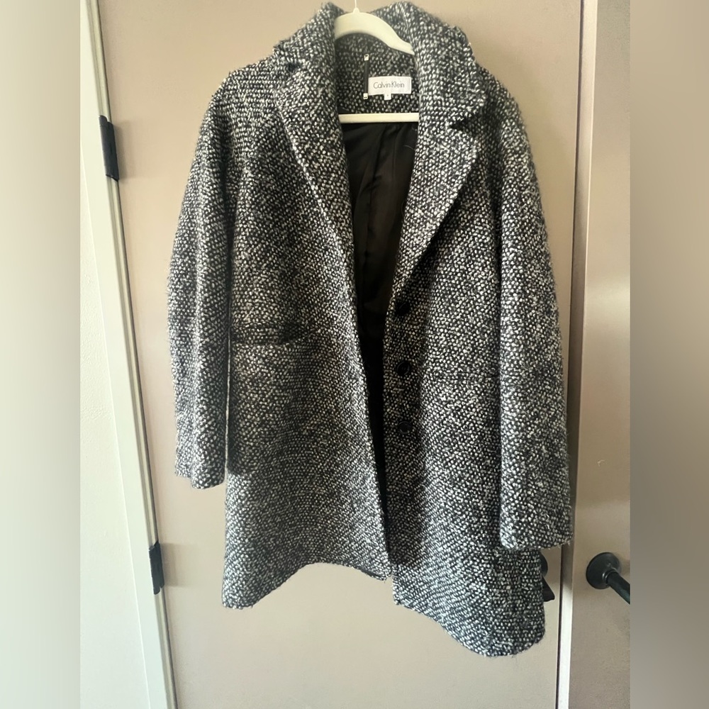 Calvin Klein black and white marled coat